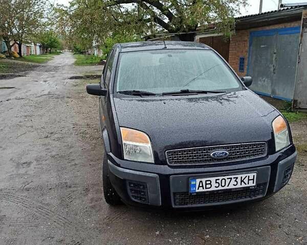 Синий Форд Фьюжн, объемом двигателя 1.4 л и пробегом 260 тыс. км за 4700 $, фото 2 на Automoto.ua