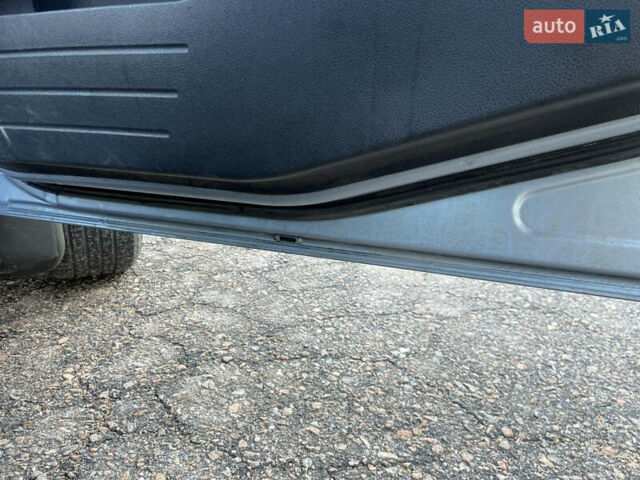 Синій Форд Фьюжен, об'ємом двигуна 1.6 л та пробігом 167 тис. км за 4200 $, фото 16 на Automoto.ua