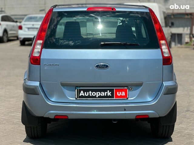 Синий Форд Фьюжн, объемом двигателя 1.4 л и пробегом 182 тыс. км за 5990 $, фото 4 на Automoto.ua