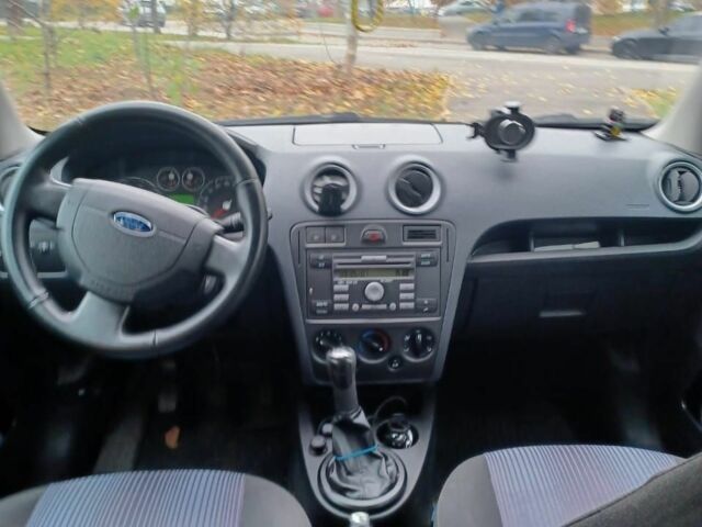 Синій Форд Фьюжен, об'ємом двигуна 1.4 л та пробігом 220 тис. км за 4000 $, фото 6 на Automoto.ua