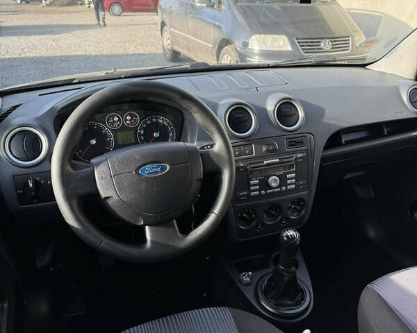 Синій Форд Фьюжен, об'ємом двигуна 1.4 л та пробігом 188 тис. км за 4900 $, фото 106 на Automoto.ua