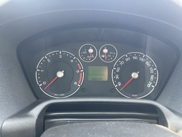 Синий Форд Фьюжн, объемом двигателя 1.4 л и пробегом 228 тыс. км за 4700 $, фото 8 на Automoto.ua