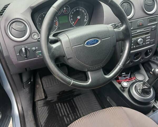 Форд Фьюжн 2007 в Харькове на Automoto.ua Синий Форд Фьюжн, объемом двигателя 1.39 л и пробегом 117 тыс. км за 4800 $, фото 1 на Automoto.ua