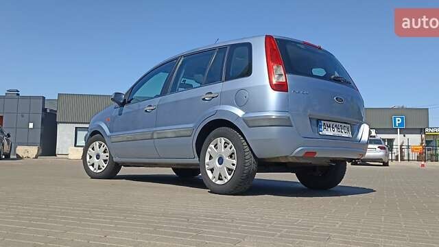 Синій Форд Фьюжен, об'ємом двигуна 1.39 л та пробігом 128 тис. км за 5300 $, фото 9 на Automoto.ua