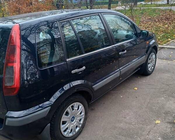 Синій Форд Фьюжен, об'ємом двигуна 1.39 л та пробігом 225 тис. км за 4200 $, фото 1 на Automoto.ua