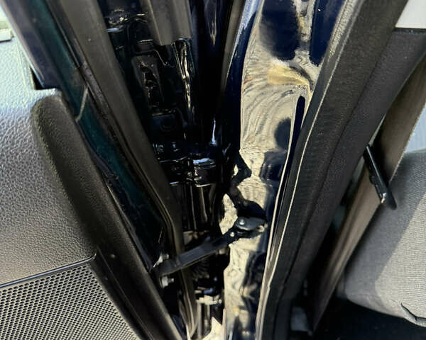 Синій Форд Фьюжен, об'ємом двигуна 1.4 л та пробігом 188 тис. км за 4900 $, фото 154 на Automoto.ua