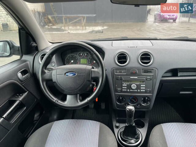 Синий Форд Фьюжн, объемом двигателя 1.4 л и пробегом 220 тыс. км за 4300 $, фото 20 на Automoto.ua