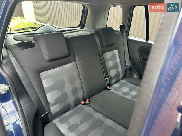 Синій Форд Фьюжен, об'ємом двигуна 1.4 л та пробігом 230 тис. км за 5700 $, фото 25 на Automoto.ua