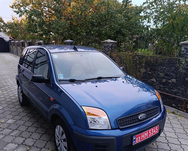 Синій Форд Фьюжен, об'ємом двигуна 1.6 л та пробігом 155 тис. км за 4900 $, фото 1 на Automoto.ua