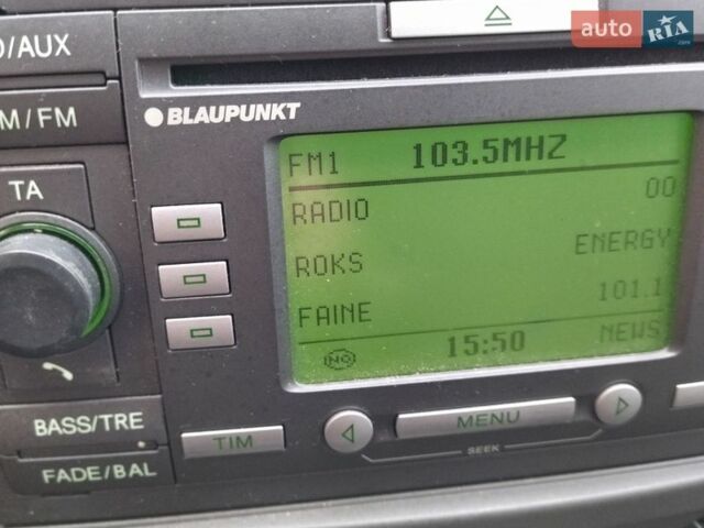 Синий Форд Фьюжн, объемом двигателя 1.6 л и пробегом 128 тыс. км за 7300 $, фото 4 на Automoto.ua