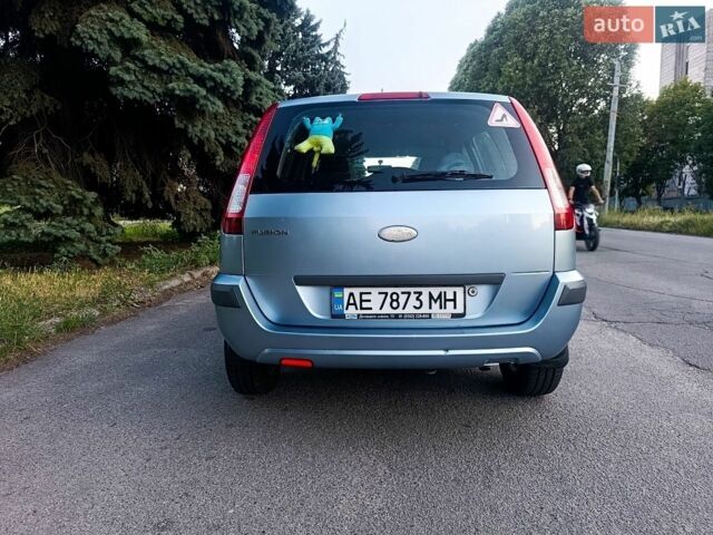 Синий Форд Фьюжн, объемом двигателя 1.39 л и пробегом 132 тыс. км за 4899 $, фото 3 на Automoto.ua