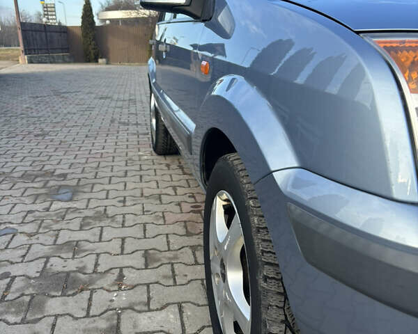Синій Форд Фьюжен, об'ємом двигуна 1.4 л та пробігом 205 тис. км за 5450 $, фото 1 на Automoto.ua