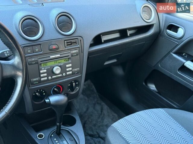 Синій Форд Фьюжен, об'ємом двигуна 1.6 л та пробігом 256 тис. км за 6900 $, фото 21 на Automoto.ua