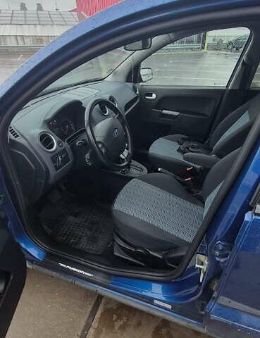 Синій Форд Фьюжен, об'ємом двигуна 1.6 л та пробігом 194 тис. км за 6800 $, фото 8 на Automoto.ua