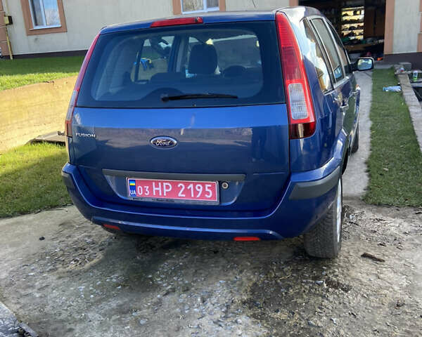 Синій Форд Фьюжен, об'ємом двигуна 1.4 л та пробігом 185 тис. км за 4950 $, фото 3 на Automoto.ua
