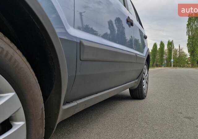 Синій Форд Фьюжен, об'ємом двигуна 1.4 л та пробігом 200 тис. км за 5799 $, фото 3 на Automoto.ua
