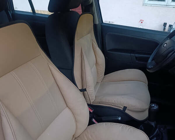 Синій Форд Фьюжен, об'ємом двигуна 1.6 л та пробігом 155 тис. км за 4900 $, фото 29 на Automoto.ua