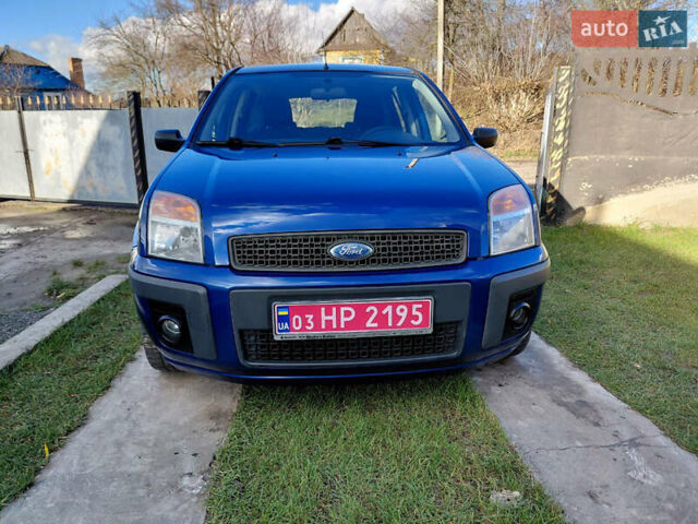 Синій Форд Фьюжен, об'ємом двигуна 1.4 л та пробігом 185 тис. км за 4950 $, фото 6 на Automoto.ua