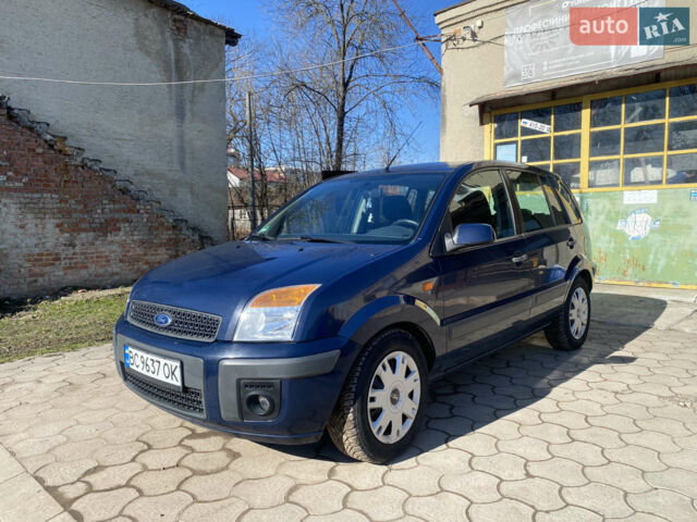 Синий Форд Фьюжн, объемом двигателя 1.6 л и пробегом 257 тыс. км за 4500 $, фото 3 на Automoto.ua