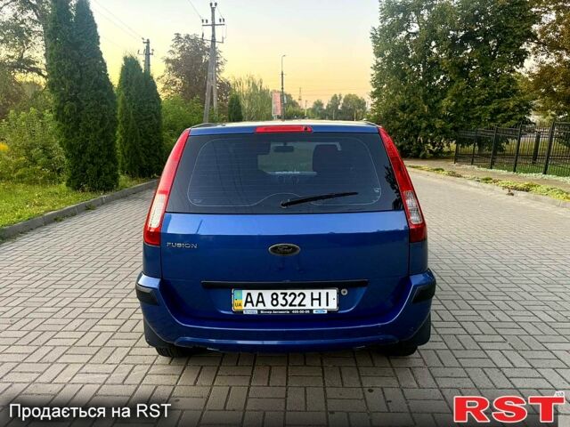 Синій Форд Фьюжен, об'ємом двигуна 1.4 л та пробігом 198 тис. км за 5100 $, фото 1 на Automoto.ua