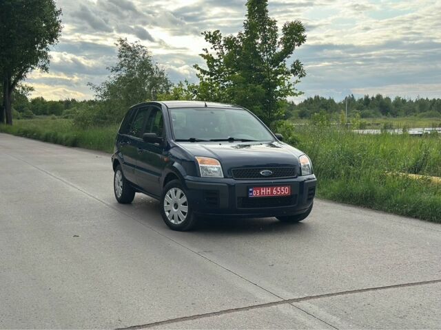 Синій Форд Фьюжен, об'ємом двигуна 1.4 л та пробігом 230 тис. км за 5700 $, фото 3 на Automoto.ua