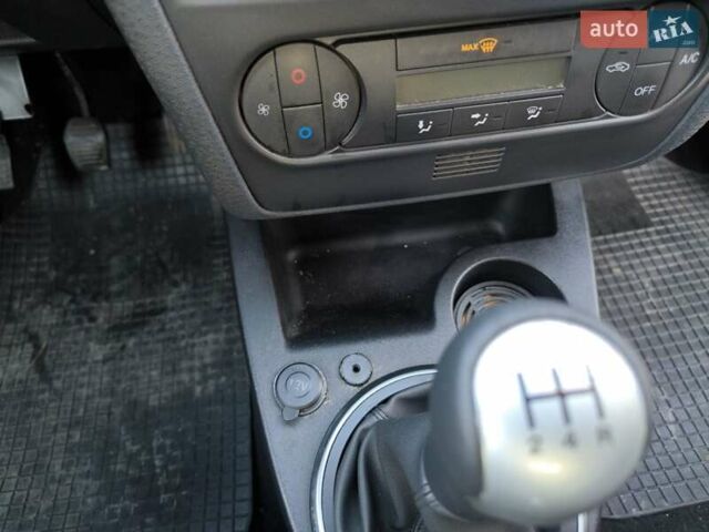 Синій Форд Фьюжен, об'ємом двигуна 0 л та пробігом 173 тис. км за 6200 $, фото 21 на Automoto.ua