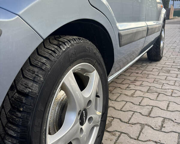 Синій Форд Фьюжен, об'ємом двигуна 1.4 л та пробігом 205 тис. км за 5450 $, фото 3 на Automoto.ua