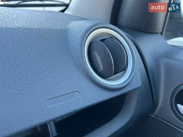 Синій Форд Фьюжен, об'ємом двигуна 1.6 л та пробігом 119 тис. км за 7200 $, фото 64 на Automoto.ua