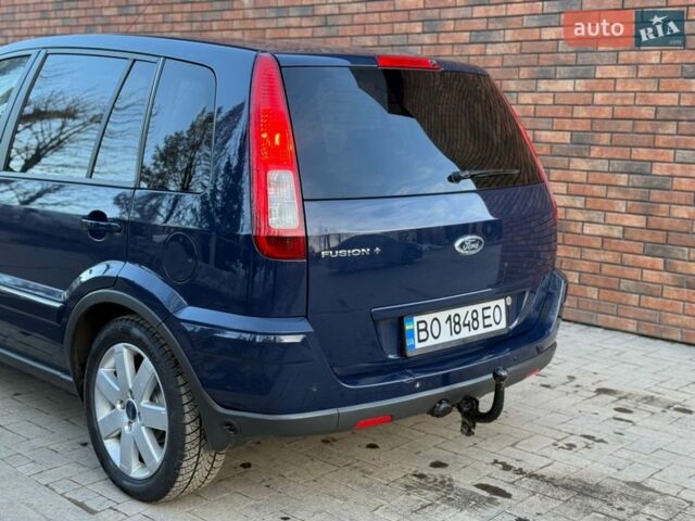 Синій Форд Фьюжен, об'ємом двигуна 1.6 л та пробігом 256 тис. км за 6900 $, фото 11 на Automoto.ua