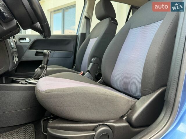 Синий Форд Фьюжн, объемом двигателя 1.4 л и пробегом 300 тыс. км за 4800 $, фото 51 на Automoto.ua