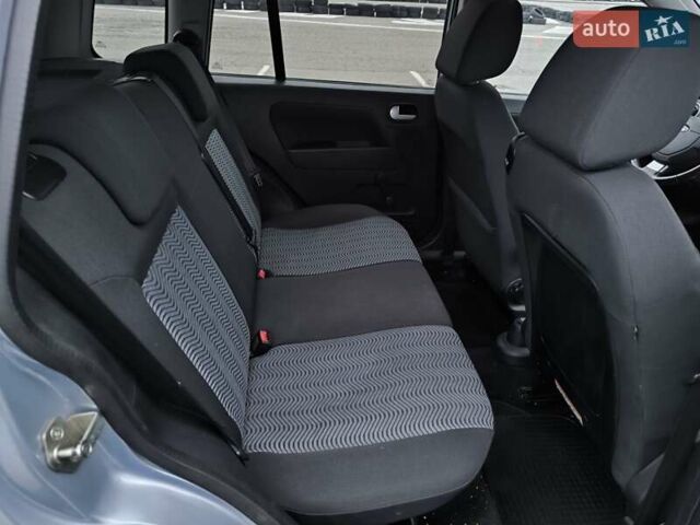 Синій Форд Фьюжен, об'ємом двигуна 0 л та пробігом 173 тис. км за 6200 $, фото 27 на Automoto.ua