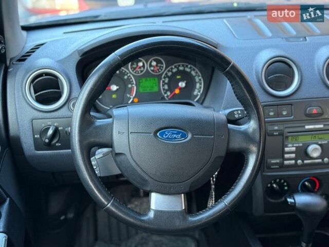 Синій Форд Фьюжен, об'ємом двигуна 1.6 л та пробігом 256 тис. км за 6900 $, фото 13 на Automoto.ua