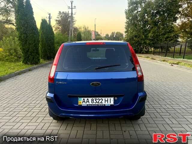 Синій Форд Фьюжен, об'ємом двигуна 1.4 л та пробігом 194 тис. км за 5000 $, фото 1 на Automoto.ua