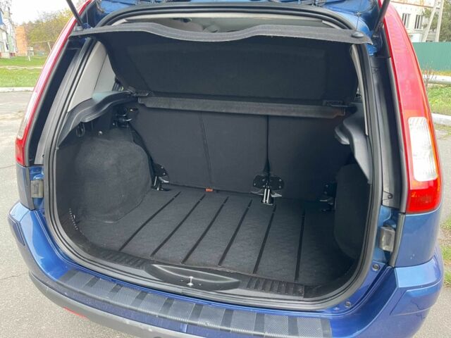 Синий Форд Фьюжн, объемом двигателя 1.6 л и пробегом 179 тыс. км за 5500 $, фото 14 на Automoto.ua