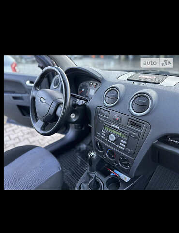 Синий Форд Фьюжн, объемом двигателя 1.4 л и пробегом 250 тыс. км за 4500 $, фото 15 на Automoto.ua