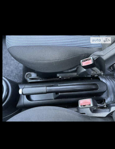 Синий Форд Фьюжн, объемом двигателя 1.4 л и пробегом 250 тыс. км за 4500 $, фото 10 на Automoto.ua