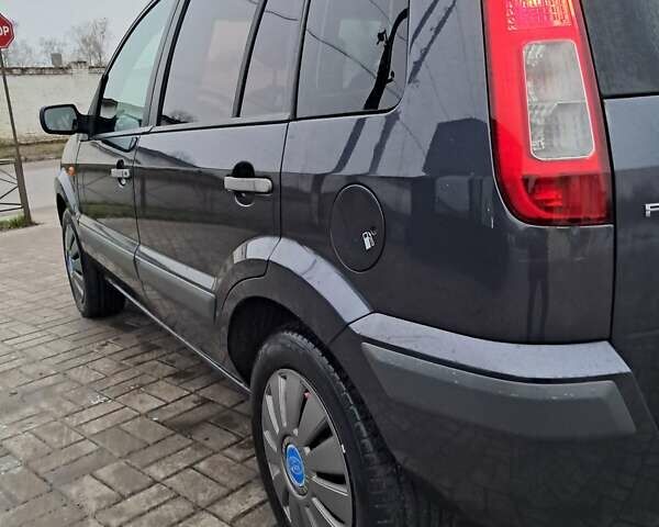 Синий Форд Фьюжн, объемом двигателя 1.4 л и пробегом 186 тыс. км за 5333 $, фото 15 на Automoto.ua