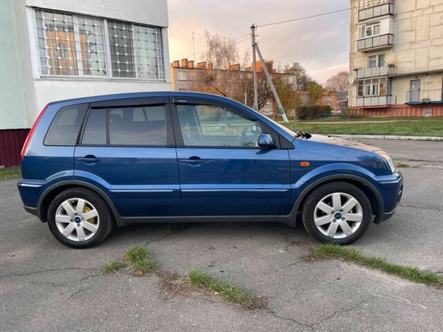 Синий Форд Фьюжн, объемом двигателя 1.6 л и пробегом 179 тыс. км за 5500 $, фото 1 на Automoto.ua