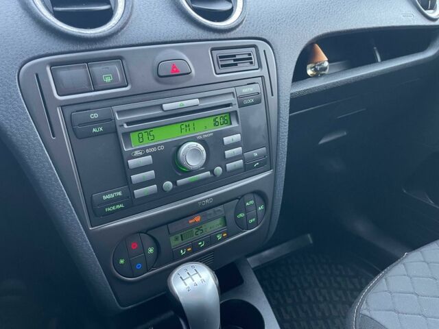 Синий Форд Фьюжн, объемом двигателя 1.6 л и пробегом 179 тыс. км за 5500 $, фото 20 на Automoto.ua