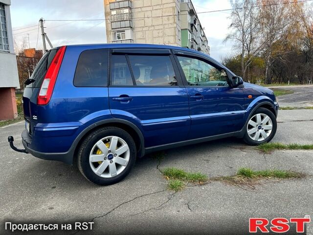 Синий Форд Фьюжн, объемом двигателя 1.6 л и пробегом 179 тыс. км за 5500 $, фото 9 на Automoto.ua