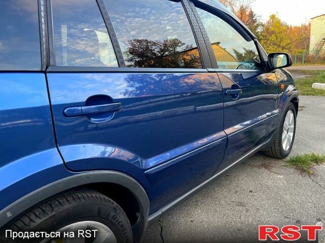 Синий Форд Фьюжн, объемом двигателя 1.6 л и пробегом 179 тыс. км за 5500 $, фото 6 на Automoto.ua