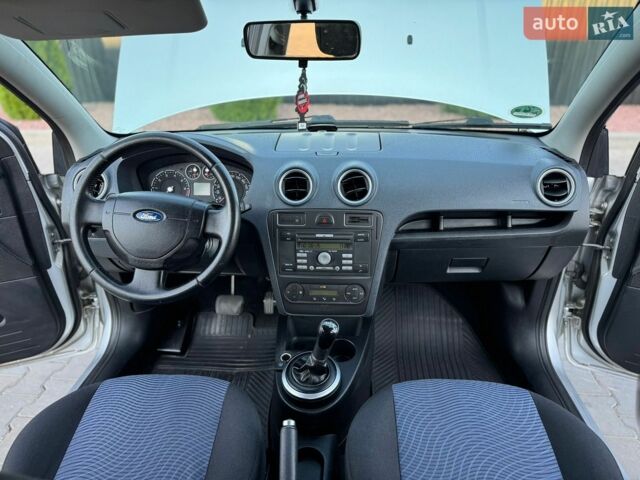Синий Форд Фьюжн, объемом двигателя 1.4 л и пробегом 230 тыс. км за 5500 $, фото 39 на Automoto.ua