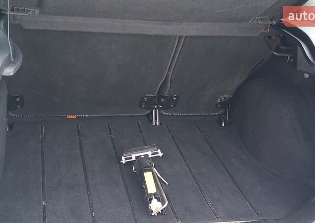 Синій Форд Фьюжен, об'ємом двигуна 1.4 л та пробігом 93 тис. км за 5950 $, фото 29 на Automoto.ua