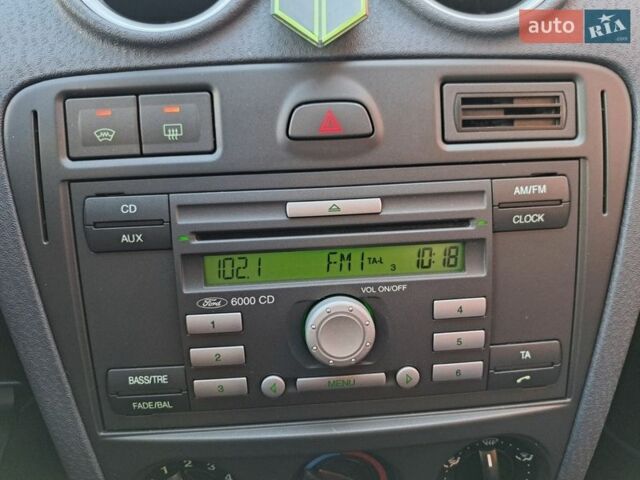 Синий Форд Фьюжн, объемом двигателя 1.6 л и пробегом 116 тыс. км за 5950 $, фото 59 на Automoto.ua