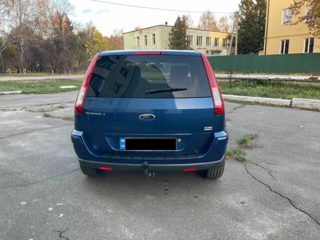 Синий Форд Фьюжн, объемом двигателя 1.6 л и пробегом 179 тыс. км за 5500 $, фото 3 на Automoto.ua