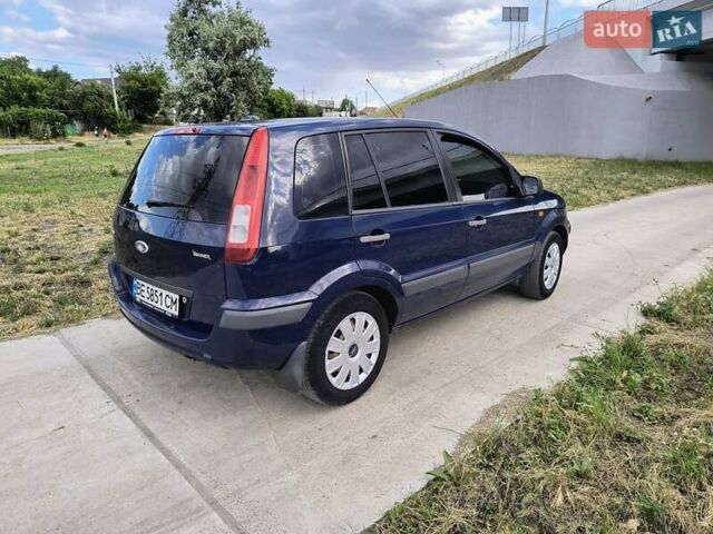 Синий Форд Фьюжн, объемом двигателя 1.3 л и пробегом 260 тыс. км за 3800 $, фото 14 на Automoto.ua