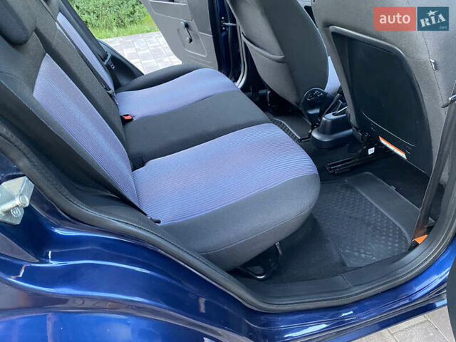 Синий Форд Фьюжн, объемом двигателя 1.6 л и пробегом 190 тыс. км за 7190 $, фото 26 на Automoto.ua