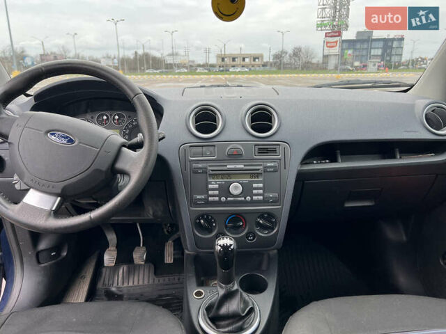 Синий Форд Фьюжн, объемом двигателя 1.4 л и пробегом 147 тыс. км за 6200 $, фото 13 на Automoto.ua