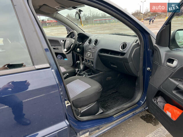 Синий Форд Фьюжн, объемом двигателя 1.4 л и пробегом 147 тыс. км за 6200 $, фото 14 на Automoto.ua
