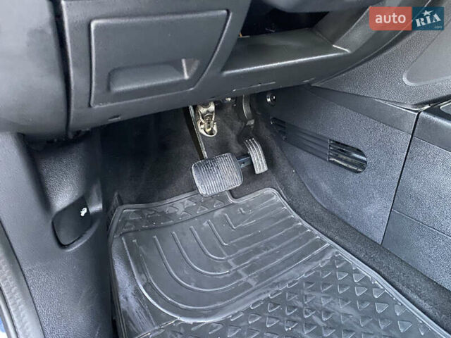 Синий Форд Фьюжн, объемом двигателя 1.6 л и пробегом 190 тыс. км за 7190 $, фото 27 на Automoto.ua